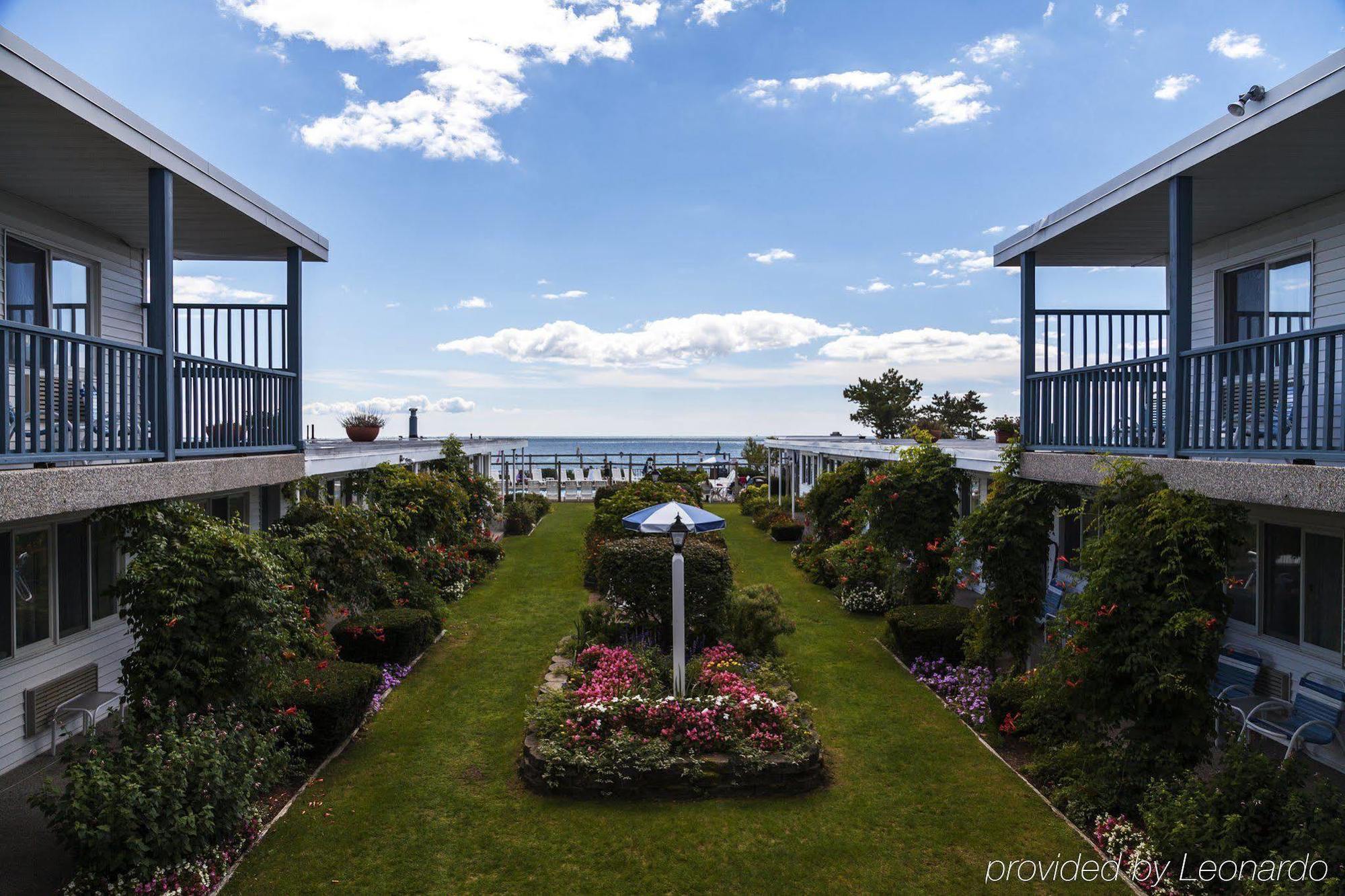 Blue Water Resort South Yarmouth Exterior photo